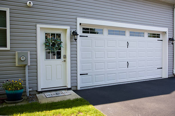 24/7 Emergency Garage Door Panel Replacement experts in Boundary County County, ID